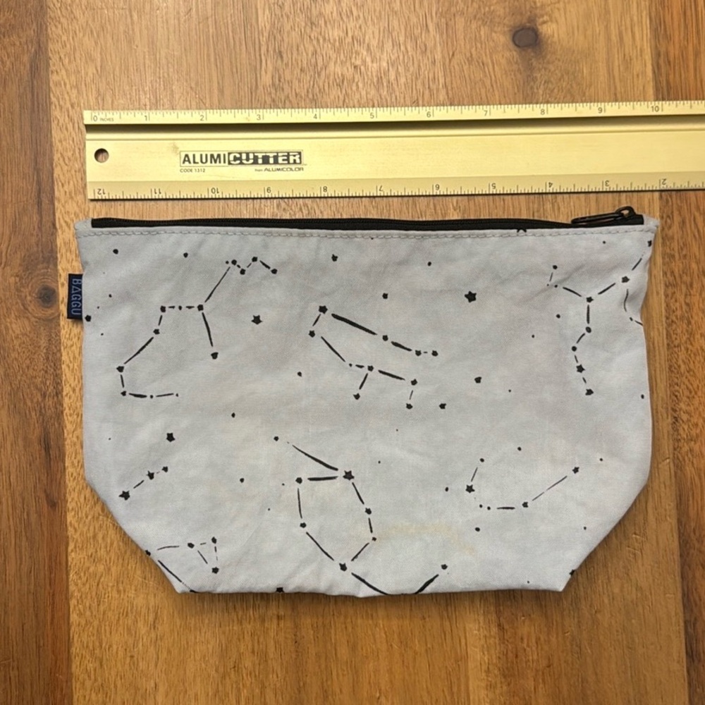 2016 BAGGU Medium Carry All Pouch Mist Constellation Grey AS IS